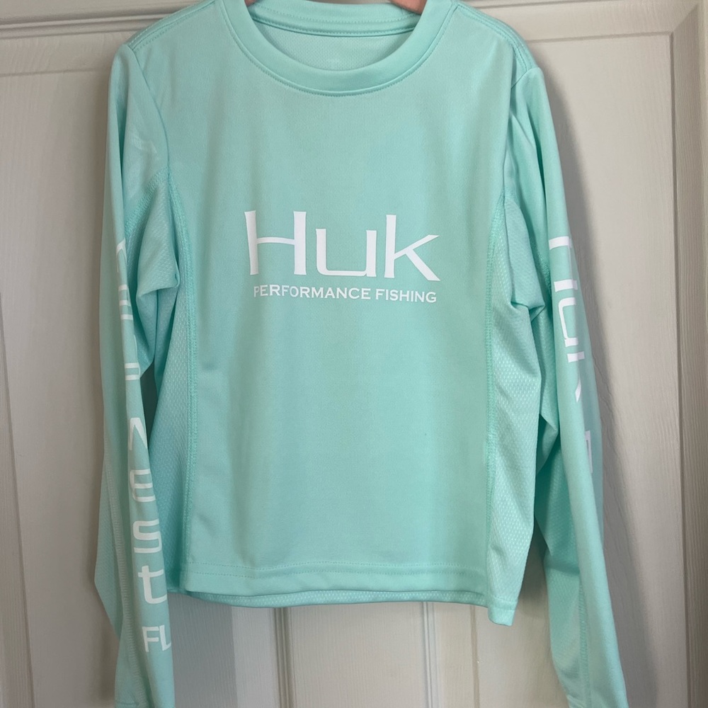 Huk Key West Fishing shirt.   Youth extra small. Good condition.